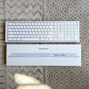Magic Apple Keyboard with numeric keypad (brand new)
